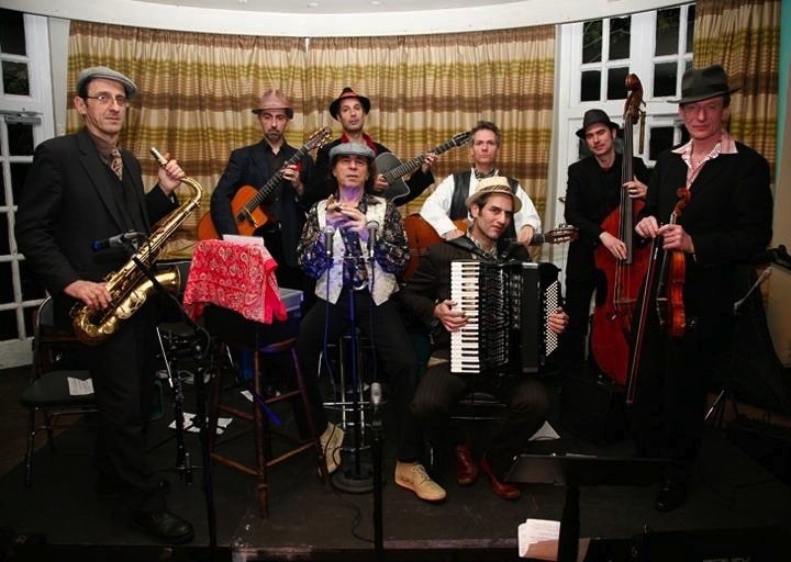 Cafe Django band members